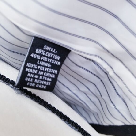 Woman's Black one button Blazer - Picture 8 of 9